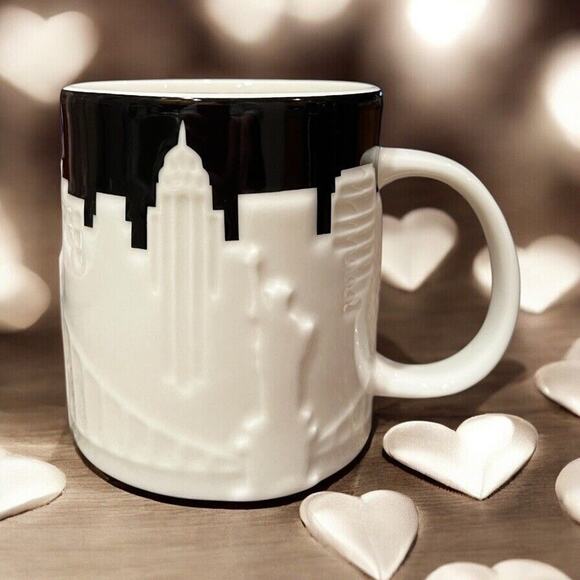 Starbucks New York City Relief Mug 2012 14oz Coffee Cup Yellow Taxi Skyline EUC - Picture 2 of 9